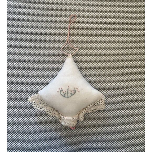 Vintage Handcrafted Lace Embroidered Pillow Decoration Christmas Ornament - Picture 2 of 4